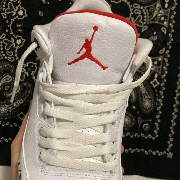 Jordan 3 - Picture 2 of 5